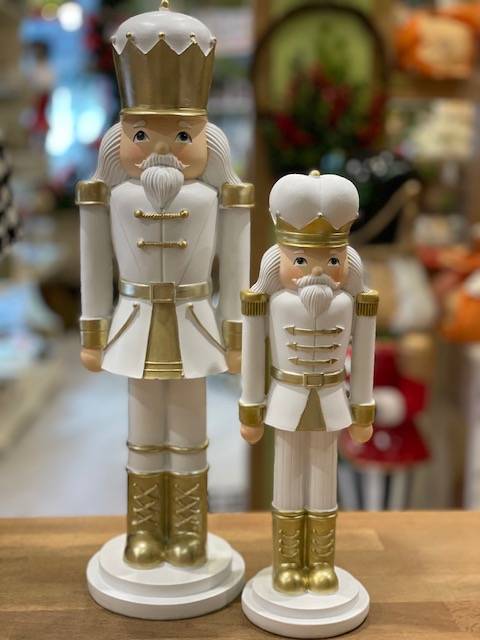 Casse-noisette blanc et or